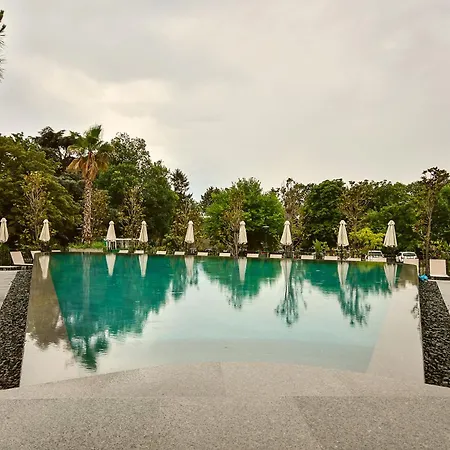 Sea Flats With Parking And Pool In Azur Residence Saints Constantine and Helena Exterior photo